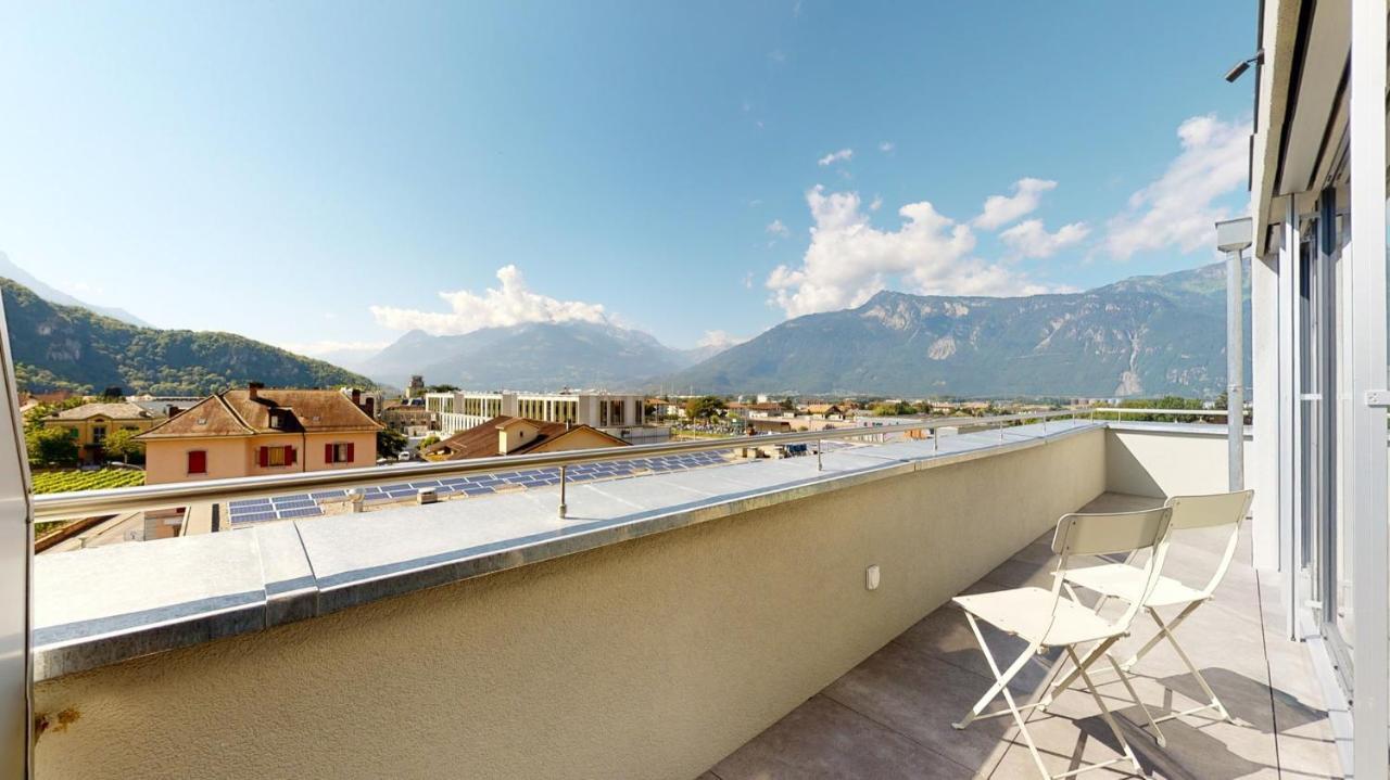 Nonanteneuf Appart Hotel Aigle - Contactless Check-In Exterior foto